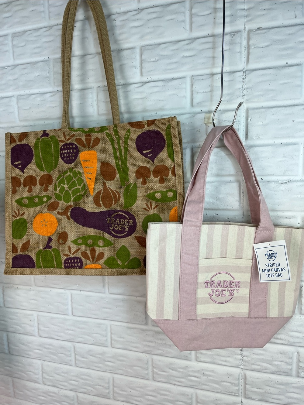 TRADER JOE’S TOTE BUNDLE OF 2 Viral Pink White Canvas and large Jute Veggie Tote
